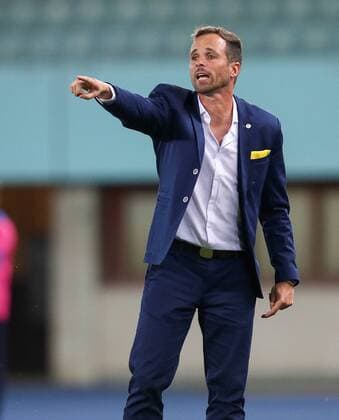 SOCCER - UEFA EL quali, A.Wien vs Limassol VIENNA,AUSTRIA,27.JUL.17 - SOCCER - UEFA Europa League qualification, FK Austria Wien vs AEL Limassol. Image shows head coach Bruno Baltazar (Limassol). GEPAxpictures xPatrickxLeuk