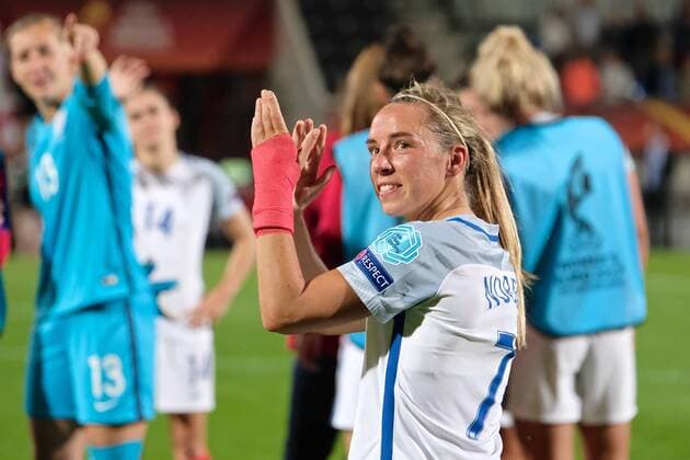 Portugal v England UEFA Women s Euros 2017 Jordan Nobbs of England celebrates the 2-1 win over Portugal following the UEFA Women s Euros 2017 match at Koning Willem II Stadion, Tilburg Copyright: xKristianxKanex FIL-10447-0064 UK Newspapers OUT