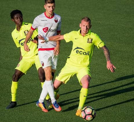 (170728) -- VILNIUS, July 28, 2017 -- Modestas Vorobjovas (1st R) of Trakai competes during a UEFA Europa League third qualifying round first leg game between Trakai and Shkendija in Vilnius, Lithuania, on July 27, 2017. Trakai won 2-1. ) (SP)LITHUANIA-VILNIUS-SOCCER-EUROPA LEAGUE QUALIFIER-TRAKAI VS SHKENDIJA AlfredasxPliadis 