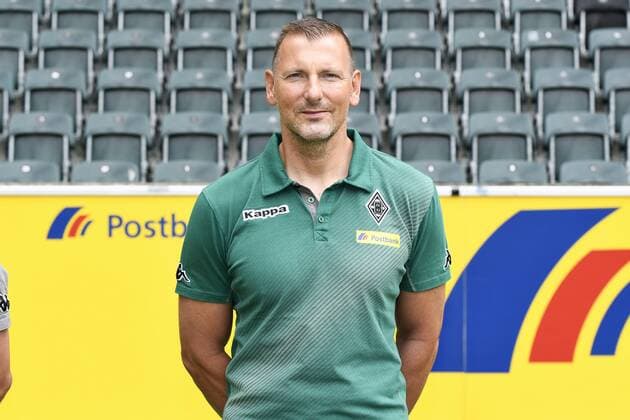Fußball, GER, 1.BL, Porträttermin 2017 2018, VfL Borussia Mönchengladbach, Physiotherapeut Dirk Müller (Gladbach). Einzelbild, Portrait, Porträt.