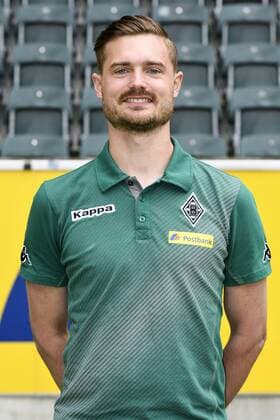 Fußball, GER, 1.BL, Porträttermin 2017 2018, VfL Borussia Mönchengladbach, Physiotherapeut Benedikt Bohnen (Gladbach). Einzelbild, Portrait, Porträt.