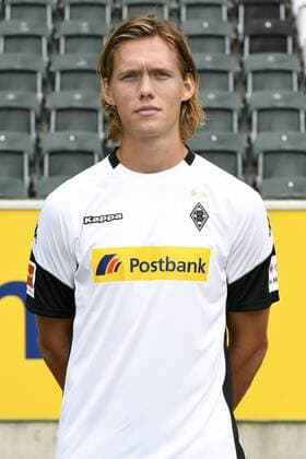 Fußball, GER, 1.BL, Porträttermin 2017 2018, VfL Borussia Mönchengladbach, Jannik Vestergaard (Gladbach). Einzelbild, Portrait, Porträt.