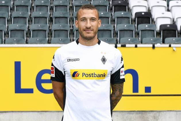 Fußball, GER, 1.BL, Porträttermin 2017 2018, VfL Borussia Mönchengladbach, Fabian Johnson (Gladbach). Einzelbild, Portrait, Porträt.