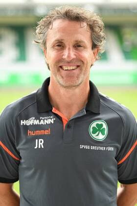 24.07.2017 - SpVgg Spielvereinigung Greuther Fürth Kleeblatt - 2. Fußball Bundesliga BL - Saison 2017 2018 - Fototermin Porträttermin Portraittermin - - Janos Radoki (Trainer SpVgg Greuther Fürth ) - Einzelbild Einzelfoto Portrait Porträt Kopfbild