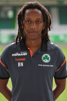 24.07.2017 - SpVgg Spielvereinigung Greuther Fürth Kleeblatt - 2. Fußball Bundesliga BL - Saison 2017 2018 - Fototermin Porträttermin Portraittermin - - Benjamin Ngarambe (Physio SpVgg Greuther Fürth ) - Einzelbild Einzelfoto Portrait Porträt Kopfbild
