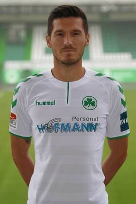 24.07.2017 - SpVgg Spielvereinigung Greuther Fürth Kleeblatt - 2. Fußball Bundesliga BL - Saison 2017 2018 - Fototermin Porträttermin Portraittermin - - Adam Pinter (16, SpVgg Greuther Fürth ) - Einzelbild Einzelfoto Portrait Porträt Kopfbild