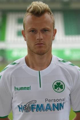 24.07.2017 - SpVgg Spielvereinigung Greuther Fürth Kleeblatt - 2. Fußball Bundesliga BL - Saison 2017 2018 - Fototermin Porträttermin Portraittermin - - Nik Omladic (33, SpVgg Greuther Fürth ) - Einzelbild Einzelfoto Portrait Porträt Kopfbild