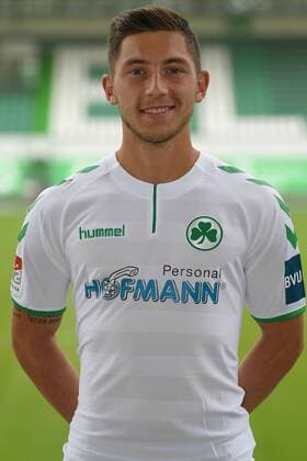 24.07.2017 - SpVgg Spielvereinigung Greuther Fürth Kleeblatt - 2. Fußball Bundesliga BL - Saison 2017 2018 - Fototermin Porträttermin Portraittermin - - Maximilian Wittek (3, SpVgg Greuther Fürth ) - Einzelbild Einzelfoto Portrait Porträt Kopfbild