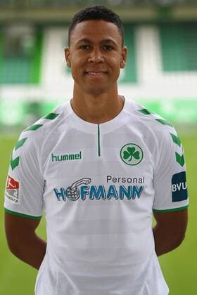 24.07.2017 - SpVgg Spielvereinigung Greuther Fürth Kleeblatt - 2. Fußball Bundesliga BL - Saison 2017 2018 - Fototermin Porträttermin Portraittermin - - Mathis Bolly (14, SpVgg Greuther Fürth ) - Einzelbild Einzelfoto Portrait Porträt Kopfbild
