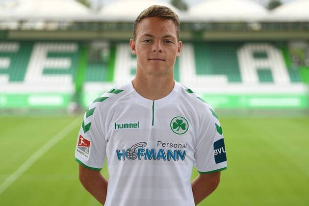 24.07.2017 - SpVgg Spielvereinigung Greuther Fürth Kleeblatt - 2. Fußball Bundesliga BL - Saison 2017 2018 - Fototermin Porträttermin Portraittermin - - Patrick Sontheimer (40, SpVgg Greuther Fürth ) - Einzelbild Einzelfoto Portrait Porträt Kopfbild