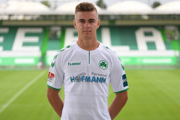 24.07.2017 - SpVgg Spielvereinigung Greuther Fürth Kleeblatt - 2. Fußball Bundesliga BL - Saison 2017 2018 - Fototermin Porträttermin Portraittermin - - Daniel Steininger ( 31, SpVgg Greuther Fürth ) - Einzelbild Einzelfoto Portrait Porträt Kopfbild