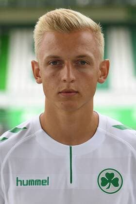 24.07.2017 - SpVgg Spielvereinigung Greuther Fürth Kleeblatt - 2. Fußball Bundesliga BL - Saison 2017 2018 - Fototermin Porträttermin Portraittermin - - Benedikt Kirsch (18, SpVgg Greuther Fürth ) - Einzelbild Einzelfoto Portrait Porträt Kopfbild