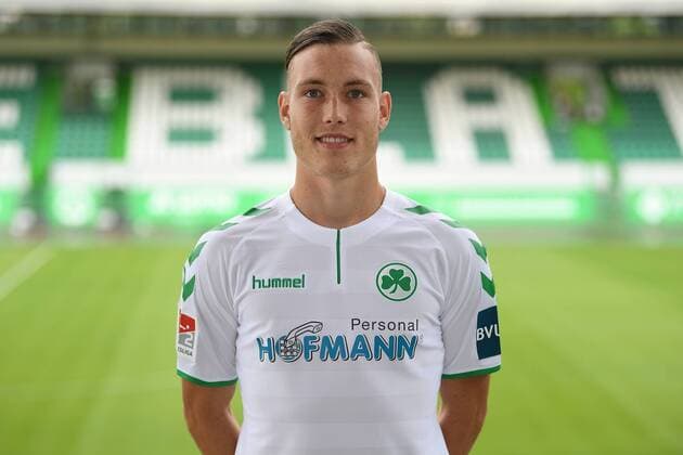 24.07.2017 - SpVgg Spielvereinigung Greuther Fürth Kleeblatt - 2. Fußball Bundesliga BL - Saison 2017 2018 - Fototermin Porträttermin Portraittermin - - David Raum (39, SpVgg Greuther Fürth ) - Einzelbild Einzelfoto Portrait Porträt Kopfbild