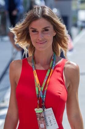 July 28, 2017 - MogyoroD, Hungary - Hungarian sumper modell Regina Dukai walks at padock before the free practice session at Pirelli Hungarian Formula 1 Grand Prix on Jul 28, 2017 in Mogyorod, Hungary. F1 Grand Prix of Hungary - Practice  - ZUMAn230 20170728_zaa_n230_218 Copyright: xRobertxSzaniszlox