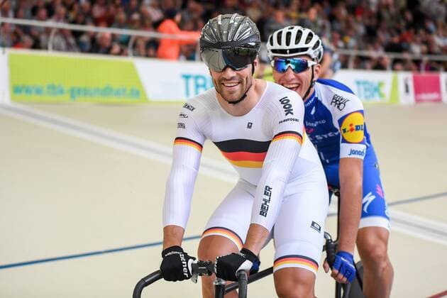 NOVASIB Stehernacht - Steherrennen Erfurt Radrennbahn Andreasried im Bild: Tandem Lauf zwischen den Steherrennen hochkaretig besetzt mit Rene Enders und Maximilian Birnbach sowie Maximilian Levy und Marcel Kittel