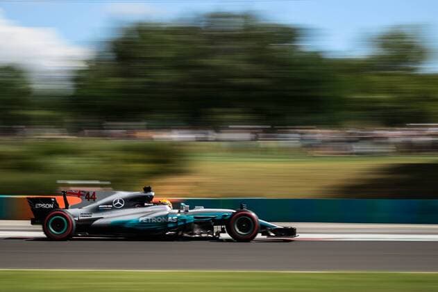 (170729) -- MOGYOROD, July 29, 2017 -- Mercedes AMG Petronas F1 Team s British driver Lewis Hamilton competes during the second practice session of the Hungarian F1 Grand Prix at Hungaroring in Mogyorod, Hungary on July 28, 2017. ) (SP)HUNGARY-MOGYOROD-FORMULA ONE-HUNGARIAN GRAND PRIX-PRACTICE JurexMakovec 