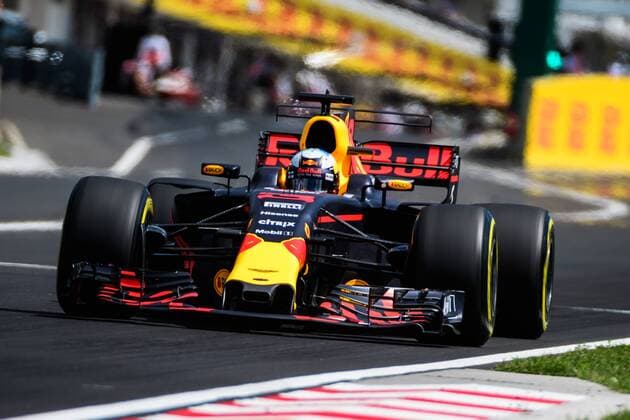 (170729) -- MOGYOROD, July 29, 2017 -- Red Bull Racing s Australian driver Daniel Ricciardo competes during the second practice session of the Hungarian F1 Grand Prix at Hungaroring in Mogyorod, Hungary on July 28, 2017. ) (SP)HUNGARY-MOGYOROD-FORMULA ONE-HUNGARIAN GRAND PRIX-PRACTICE JurexMakovec 