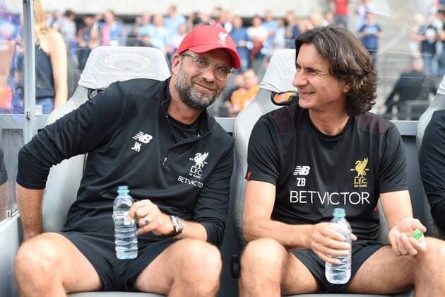 Fussball, Herren, Saison 2017 18, Freundschaftsspiel, Hertha BSC - Liverpool FC, Fanfest vor dem Olympiastadion, Cheftrainer Jürgen Klopp (Liverpool FC) und Co-Trainer Zeljko Buvac (Liverpool FC) vor dem Spiel, 29.07.17, Copyright: xMichaelxHundtx xMatthiasxKochx