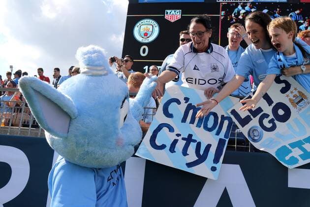 NASHVILLE, TN - JULY 29: Mancehster City mascot Moonbeam greets fans at the game between Manchester City and Tottenham Hotspur. Manchester City defeated Tottenham by the score of 3-0. This International Champions Cup match was played at Nissan Stadium in Nashville, Tennessee. (Photo by Michael Wade Icon Sportswire) SOCCER: JUL 29 International Champions Cup - Tottenham Hotspur v Manchester City Icon07291713 EDITORIAL USE ONLY