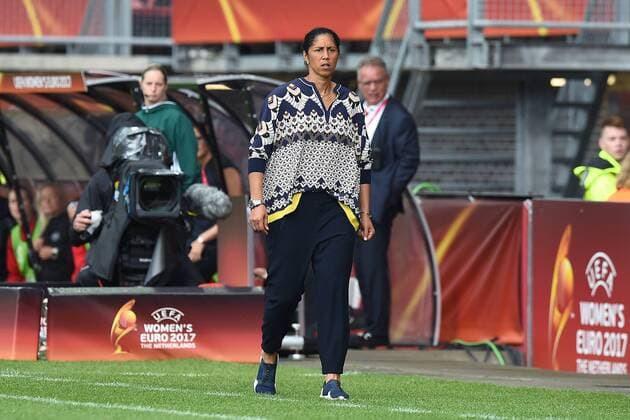 Fußball UEFA Women s Euro Viertelfinale Deutschland - Dänemark am 30.07.2017 im Sparta Stadion in Rotterdam Steffi Jones ( Bundestrainerin Deutschland ) xRx