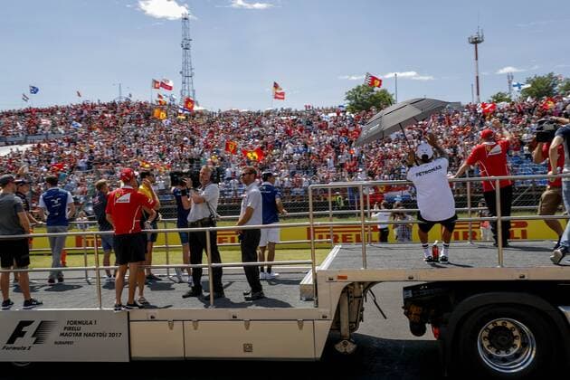Motorsports: FIA Formula One World Championship WM Weltmeisterschaft 2017, Grand Prix of Hungary, Drivers Parade Budapest Hungary xHOCHxZWEIx