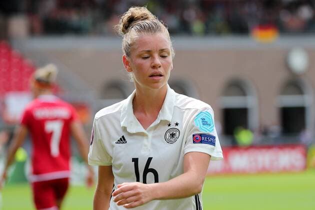 Linda Dallmann (DFB-Frauen, 16), enttäuscht schauend, Enttäuschung, Frustration, disappointed, pessimistisch, Fussball, UEFA Women s EURO 2017, Viertelfinale, Deutschland - Dänemark, xozx