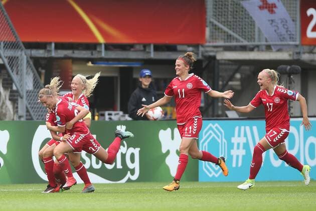 Theresa Nielsen of Denmark women during the UEFA WEURO 2017 quarter finale match between Germany and Denmark at the Sparta stadium Het Kasteel on July 30, 2017 in Rotterdam, The Netherlands Women: Germany v Denmark UEFA WEURO 2017 2017 2018 xVIxVIxImagesx xTomxBodexMultimediaxIVx 8348662