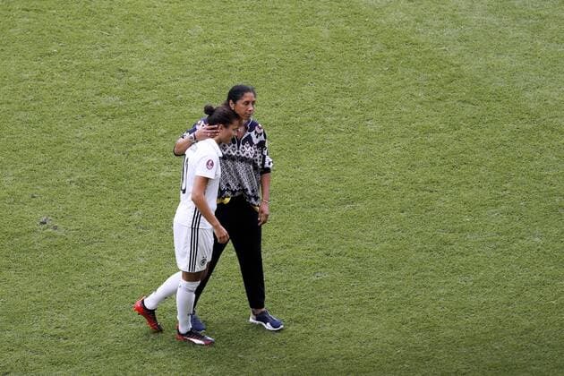 JONES Steffi Team GER ausgeschieden mit MAROZSAN Dzenifer UEFA Frauen Fussball EM 2017 in Holland Spiel Deutschland-Denemark in Rotterdam Am 30. Juli 2017 in Rotterdam 