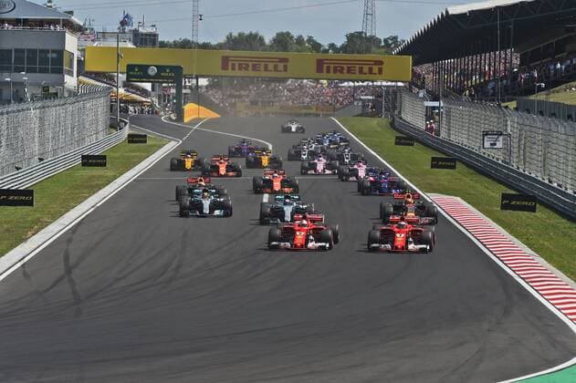 Start Formel1, vorne weg Sebastian Vettel, daneben Kimi Raikkonen, Motorsport, Grosser Preis von Ungarn 2017,Fahrerlager, Motorsport, Formel 1, 30.07.2017, Budapest Copyright: xAndre Eibner-Pressefotox EP_JAE