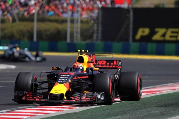 Hungarian Grand Prix, Hungaroring 27 - 30 July 2017 30.07.2017 - Race, Max Verstappen (NED) Red Bull Racing RB13 leads Lewis Hamilton (GBR) Mercedes AMG F1 W08 