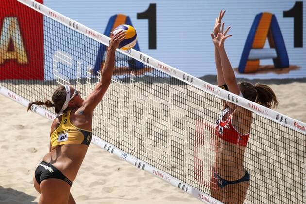 Beach volleyball Beachvolleyball - FIVB World Championships 2017 VIENNA,AUSTRIA,30.JUL.17 - BEACH VOLLEYBALL - FIVB World Championships, ladies. Image shows Victoria Bieneck (GER) and Katharina Holzer (AUT). GEPAxpictures xMaticxKlansek