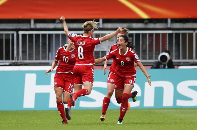 (170730) -- ROTTERDAM, July 30, 2017 -- Players of Denmark celebrate for Theresa Nielsen s goal during the UEFA Women s EURO 2017 soccer tournament quarter-final match between Germany and Denmark at Sparta Stadium in Rotterdam, the Netherlands, July 30, 2017. Denmark won 2-1. ) (SP)NETHERLANDS-ROTTERDAM-UEFA-WOMEN S EURO 2017-QUARTER FINAL YexPingfan 