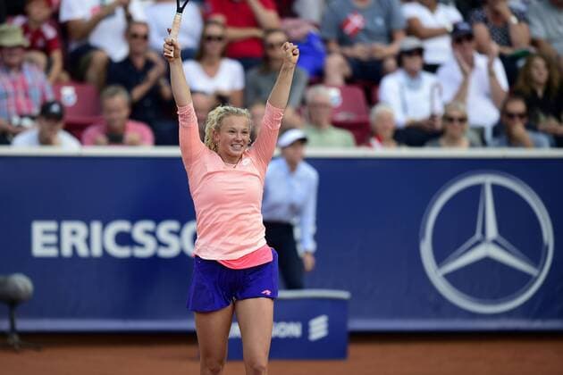 170730 Katerina Siniakova, Tjeckien, jublar efter segern i singelfinalen under dag 8 av Swedish open den 30 juli 2017 i Bastad.  Copyright: MATHILDAxAHLBERG BB170730MA053