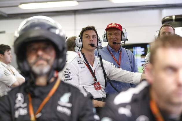 Themen der Woche - SPORT Themen der Woche - SPORT Bilder des Tages - SPORT Motorsports: FIA Formula One World Championship WM Weltmeisterschaft 2017, Grand Prix of Hungary, Toto Wolff (AUT, Mercedes AMG Petronas Formula One Team), Niki Lauda (AUT, Mercedes AMG Petronas Formula One Team), Budapest Hungary xHOCHxZWEIx