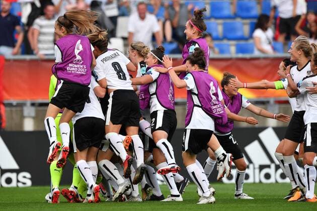 SOCCER - UEFA EURO EM Europameisterschaft Fussball 2017 TILBURG,NETHERLANDS,30.JUL.17 - WOMEN SOCCER - UEFA Women s European Championship EM Europameisterschaft 2017, quarterfinal, Austria vs Spain. Image shows the rejoicing of AUT. GEPAxpictures xFlorianxErtl