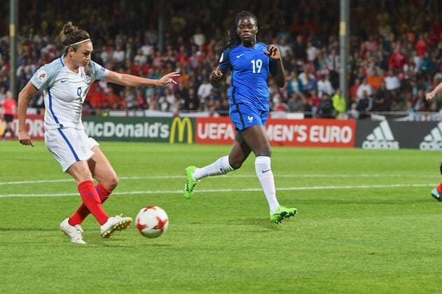 England v France UEFA Women s Euros 2017 Jodie Taylor of England scores their first goal to make it England 1 France 0 during the UEFA Women s Euros 2017 quarter-final match at De Adelaarshorst, Deventer Copyright: xKristianxKanex FIL-10465-0050 UK Newspapers OUT