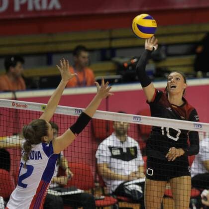 R-L Lena Stigrot (GER) and Michaela Mlejnkova (CZE) in action during the FIVB World Grand Prix 2017 volleyball match for third place between Czech Republic and Germany in Ostrava, Czech Republic, on July 30, 2017. (CTKxPhoto PetrxSznapka) CTKPhotoP201707300384001  SZN 13