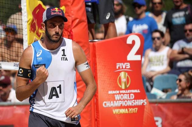 Beach volleyball Beachvolleyball - FIVB World Championships 2017 VIENNA,AUSTRIA,31.JUL.17 - BEACH VOLLEYBALL - FIVB World Championships, men. Image shows the rejoicing of Daniele Lupo (ITA). GEPAxpictures xMaticxKlansek