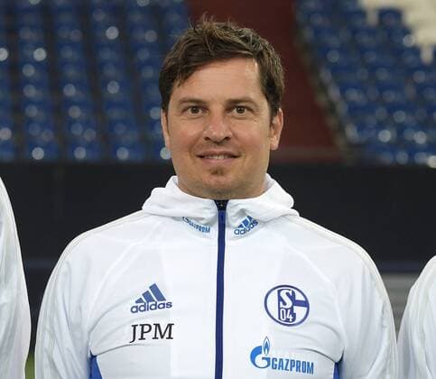 Fußball, GER, 1.BL, Porträttermin 2017 2018, FC Schalke 04, Teammanager Jan Pieter Martens (Schalke 04)
