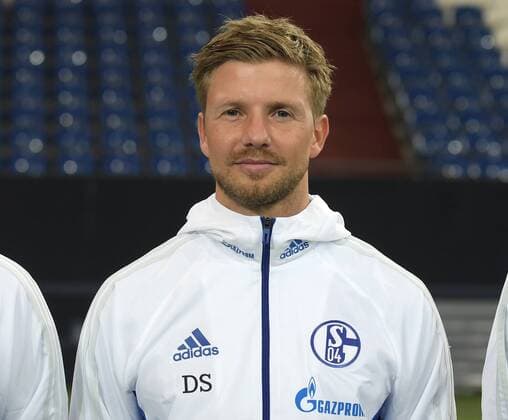 Fußball, GER, 1.BL, Porträttermin 2017 2018, FC Schalke 04, Physiotherapeut Dennis Schmitz (FC Schalke 04)
