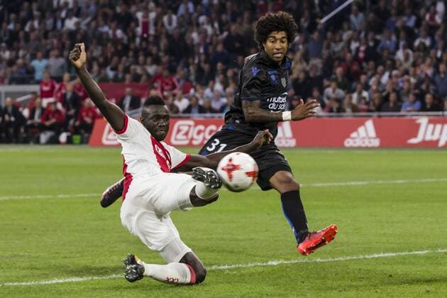 AMSTERDAM - 02-08-2017 , voetbal , UEFA voorronde Champions League , Stadion Johan Cruijf Arena , seizoen 2017 2018 , Ajax - Nice , Ajax speler Davinson Sanchez scoort de 2-1 Ajax - Nice  x1661108x