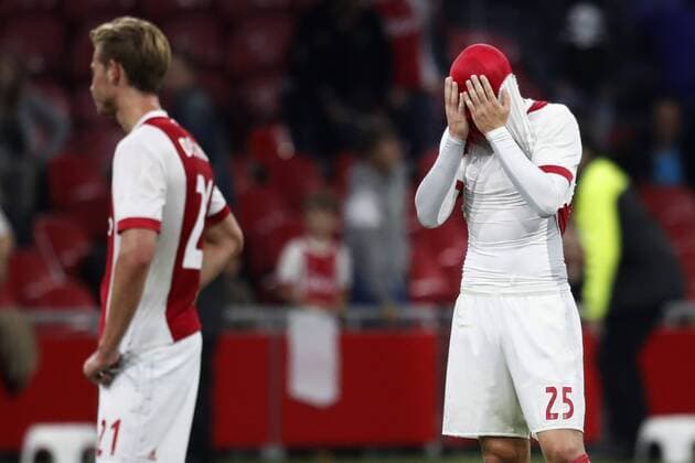 AMSTERDAM, Stadion de Arena , 02-08-2017 , Voorronde Champions League seizoen 2017 2018 . Ajax - Nice 2-2 . Ajax ligt eruit , teleurstelling bij Frenkie de Jong en Kasper Dolberg Ajax - Nice  x1661173x