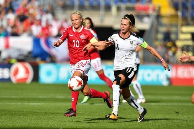 SOCCER - UEFA EURO EM Europameisterschaft Fussball 2017 BREDA,NETHERLANDS,03.AUG.17 - WOMEN SOCCER - UEFA Women s European Championship EM Europameisterschaft 2017, semifinal, Denmark vs Austria. Image shows Pernille Harder (DEN) and Viktoria Schnaderbeck (AUT). GEPAxpictures xFlorianxErtl