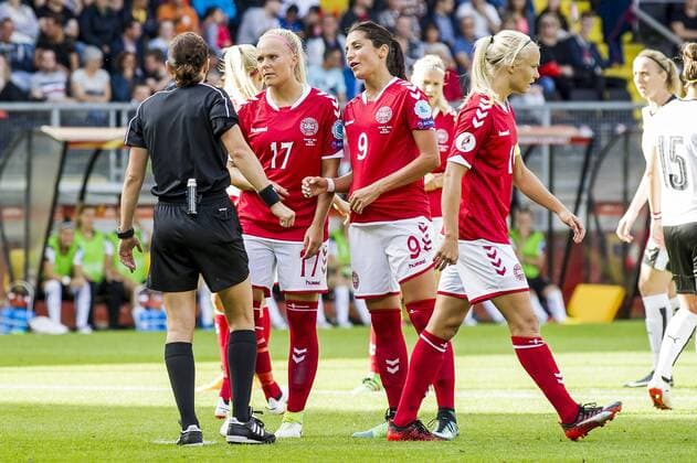 BREDA - 03-08-2017 Rat Verleghstadion. EK vrouwenvoetbal, Woman s Euro 2017, halve finale Denemarken - Oostenrijk. Line Jensen en Nadia Nadiem protesteren tegen strafschop. Denemarken - Oostenrijk  x1661805x