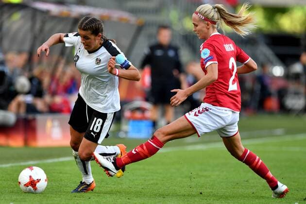 SOCCER - UEFA EURO EM Europameisterschaft Fussball 2017 BREDA,NETHERLANDS,03.AUG.17 - WOMEN SOCCER - UEFA Women s European Championship EM Europameisterschaft 2017, semifinal, Denmark vs Austria. Image shows LauraÊFeiersinger (AUT) and LineÊRoddik (DEN). GEPAxpictures xFlorianxErtl
