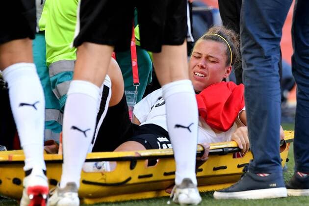 SOCCER - UEFA EURO EM Europameisterschaft Fussball 2017 BREDA,NETHERLANDS,03.AUG.17 - WOMEN SOCCER - UEFA Women s European Championship EM Europameisterschaft 2017, semifinal, Denmark vs Austria. Image shows NicoleÊBilla (AUT). Keywords: injury. GEPAxpictures xFlorianxErtl