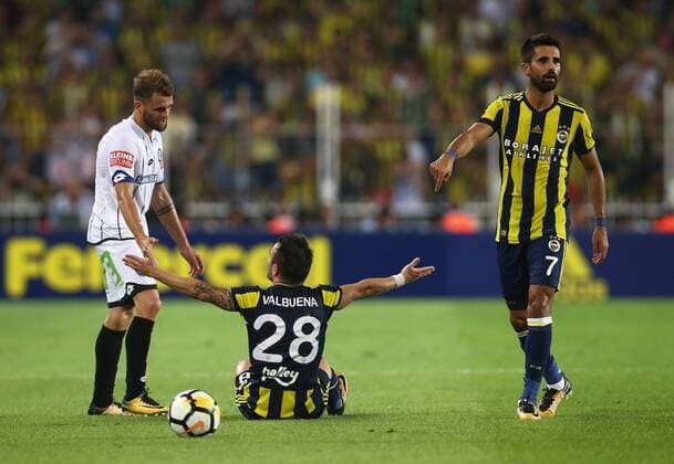 SOCCER - UEFA EL quali, Fenerbahce vs Sturm ISTANBUL,TURKEY,03.AUG.17 - SOCCER - UEFA Europa League qualification, Fenerbahce Istanbul vs SK Sturm Graz. Image shows Philipp Huspek (Sturm), Mathieu Valbuena and Alper Potuk (Fenerbahce). GEPAxpictures xDanielxGoetzhaber