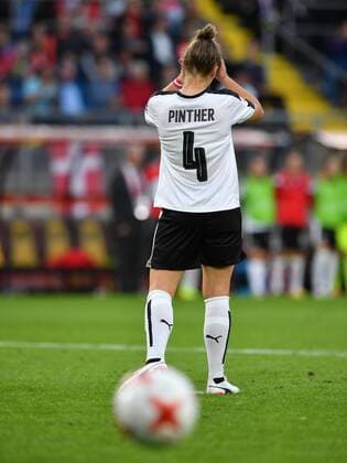 SOCCER - UEFA EURO EM Europameisterschaft Fussball 2017 BREDA,NETHERLANDS,03.AUG.17 - WOMEN SOCCER - UEFA Women s European Championship EM Europameisterschaft 2017, semifinal, Denmark vs Austria. Image shows the disappointment of Viktoria Pinther (AUT). GEPAxpictures xFlorianxErtl