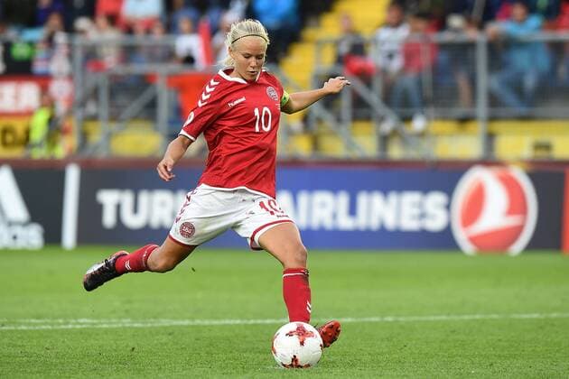 Fußball UEFA Women s Euro Halbfinale Dänemark - Österreich am 03.08.2017 im Rat Verlegh Stadion in Breda Pernille Harder ( Dänemark ) verwandelt einen Elfmeter xRx