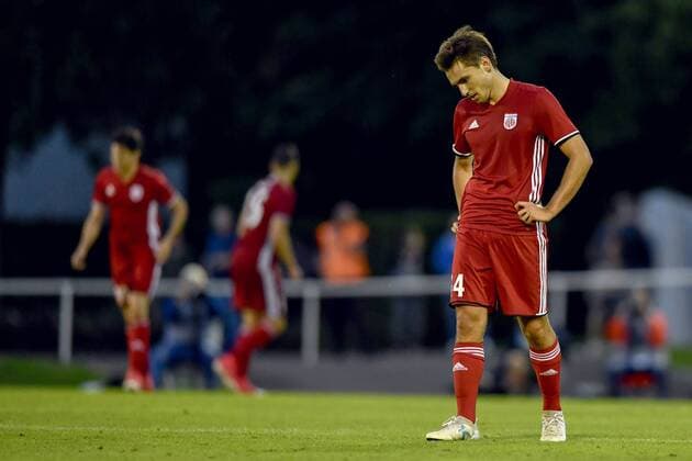 170803 FC Fola Esch Cedric Sacras deppar under fotbollsmatchen i kvalet till Europa League mellan Fola Esch och Östersund den 3 augusti 2017 i Esch-sur-Alzette.  Copyright: PETTERxARVIDSON BB170803PA089